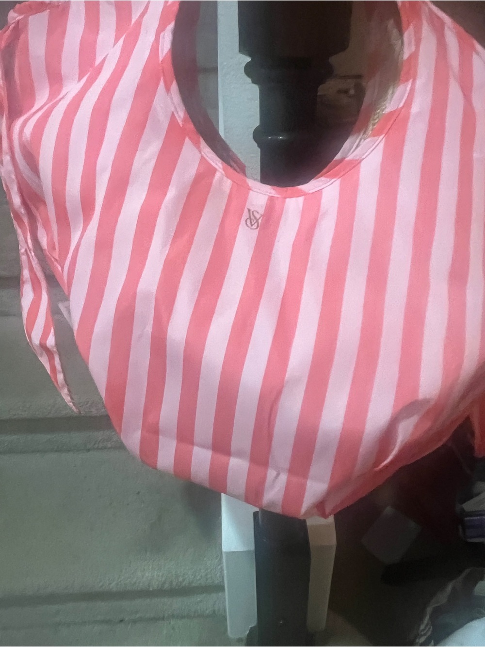 Victoria’s Secret Reversible Straw Tote Beach Bag Pink White Stripes NWT - Picture 11 of 13